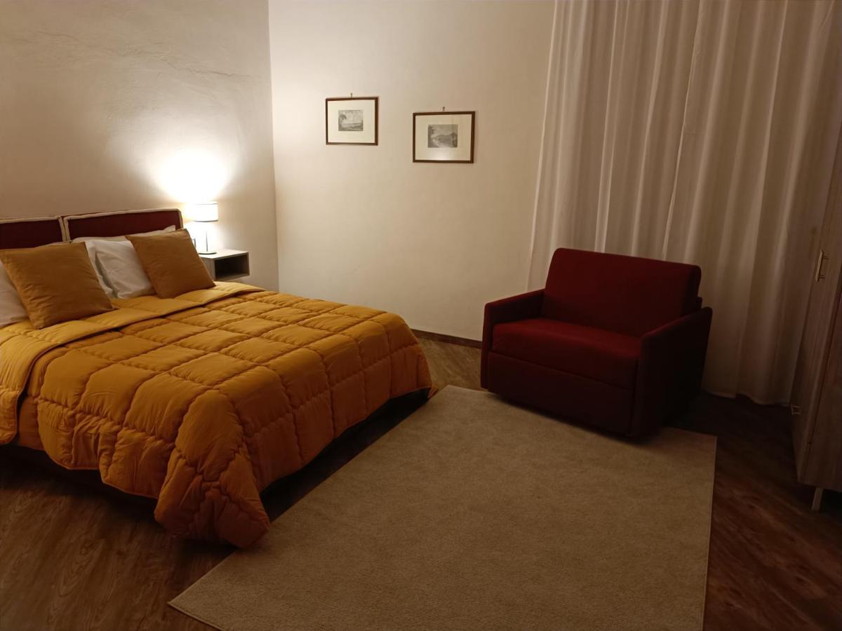 Bed and Breakfast Gibus Nápoles Exterior foto